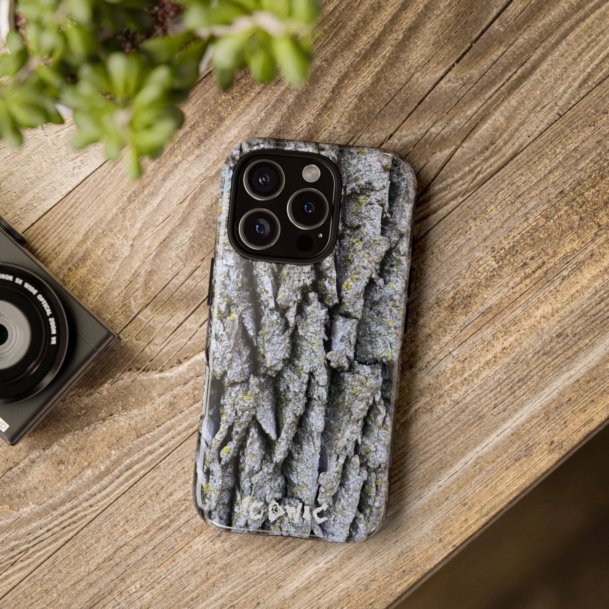 Iconic Scenes Tree Bark Tough Cases